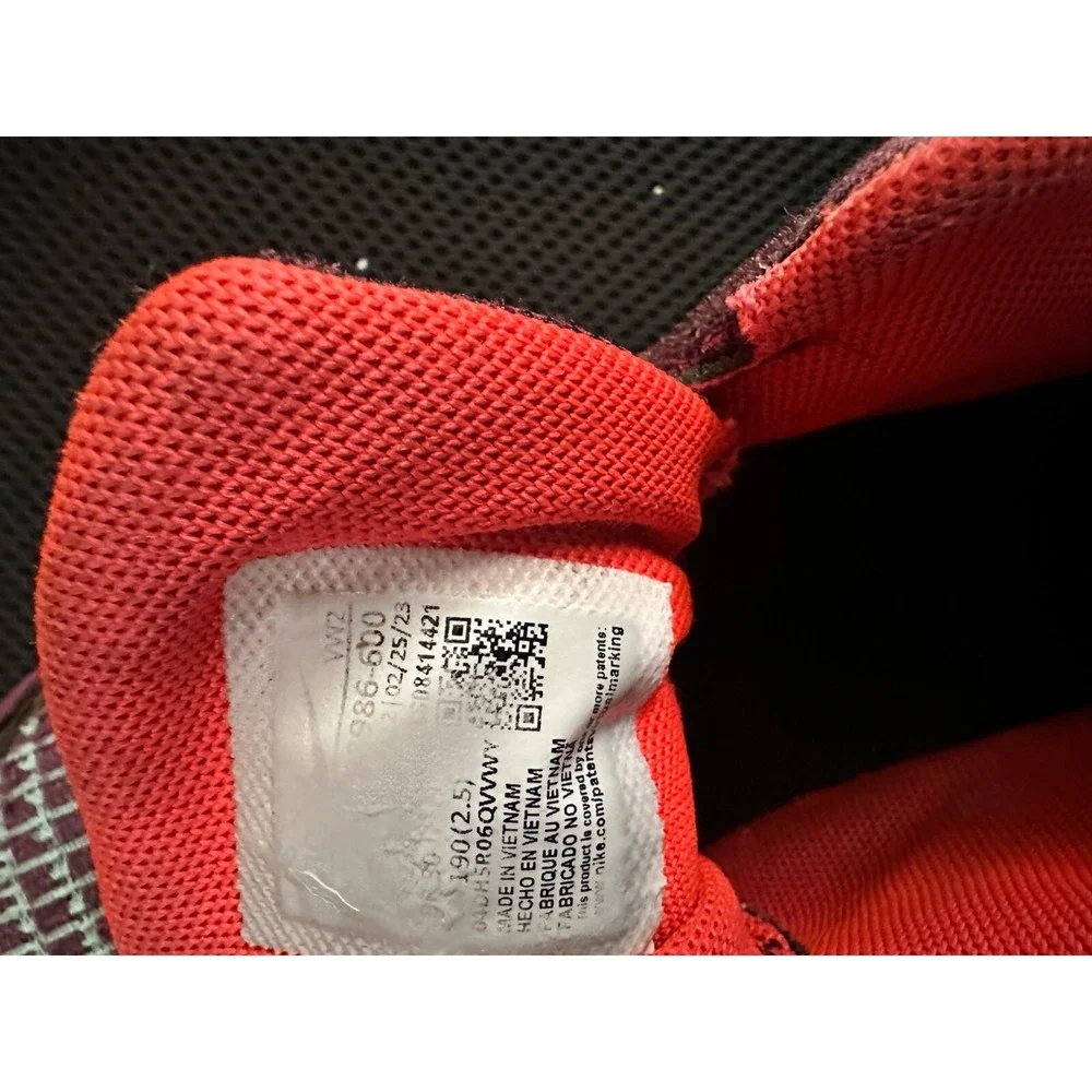 Nike Boys LeBron Witness 7 SE‎ in Night Maroon size 13C